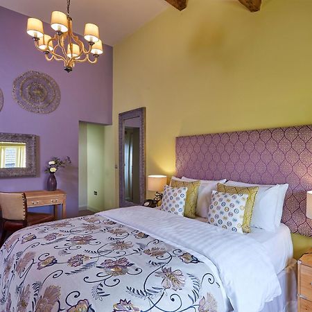 Hotel The White Hart At Lydgate Oldham Esterno foto