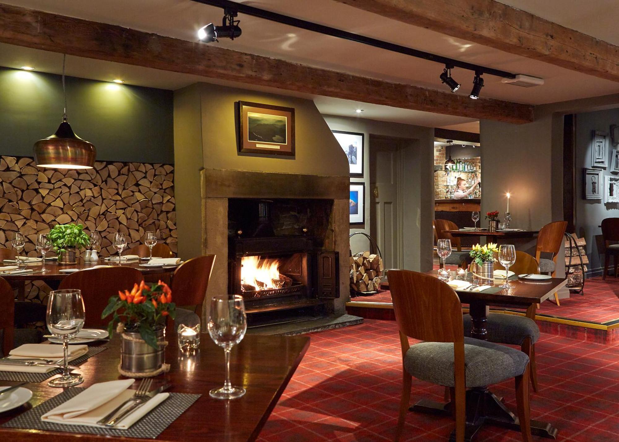 Hotel The White Hart At Lydgate Oldham Esterno foto